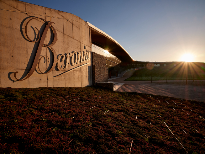 Beronia winery at night 