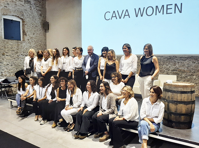 Eva Plazas Cava Women