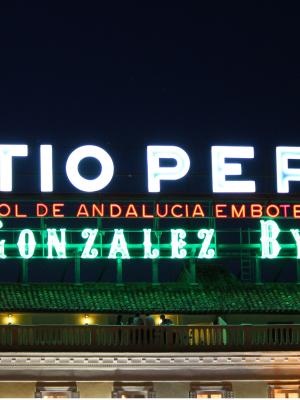 Luminoso de Tío Pepe en la Puerta del Sol de Madrid