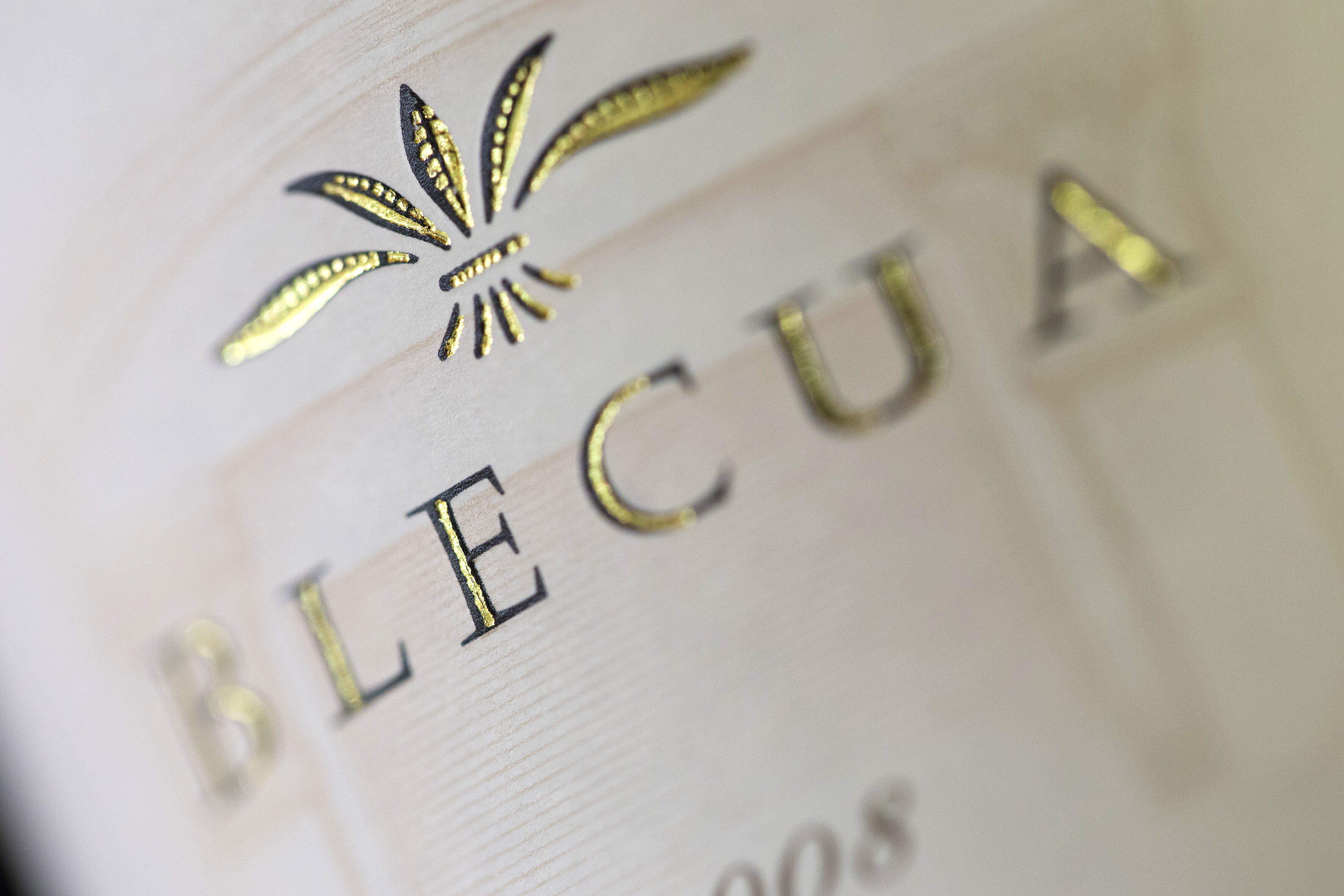 Detalle etiqueta Blecua