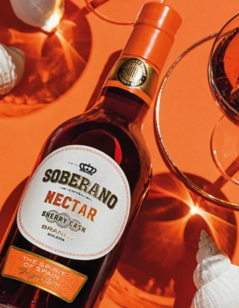 Bodegón botella soberano