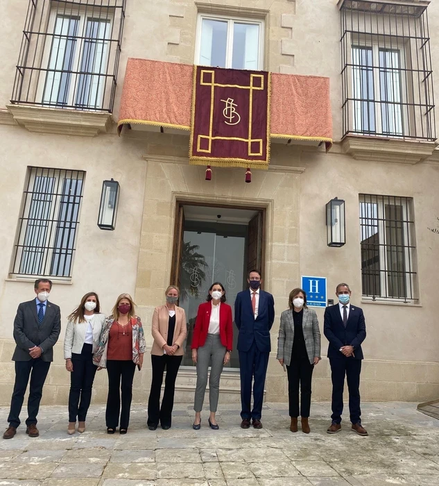 Visita ministra Reyes Maroto