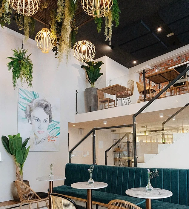 restaurante juanita brown