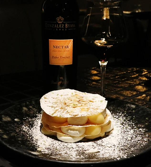 Restaurante Terracotta. postre con Néctar González Byass